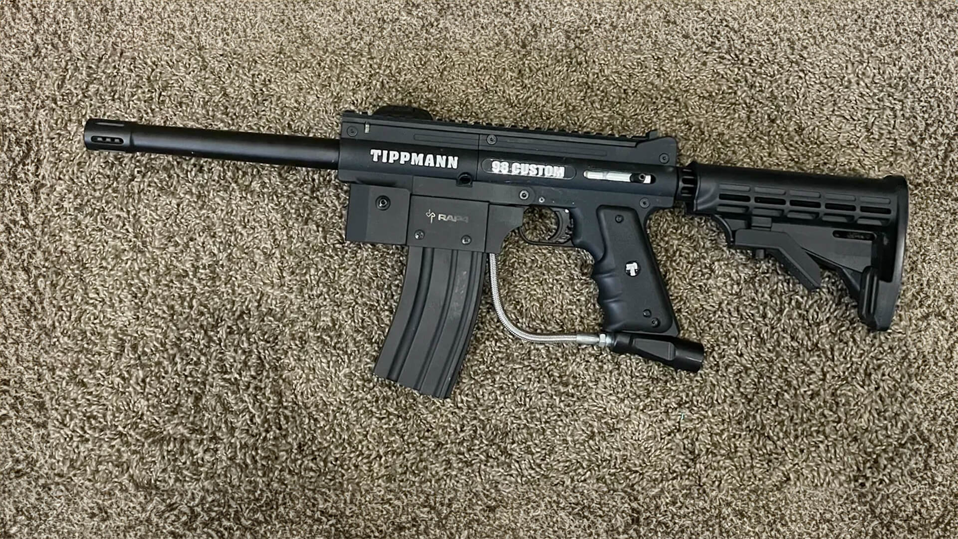 Tippmann Custom 98 Başlangıç Seviyesi Oyuncular İçin İdeal Paintball